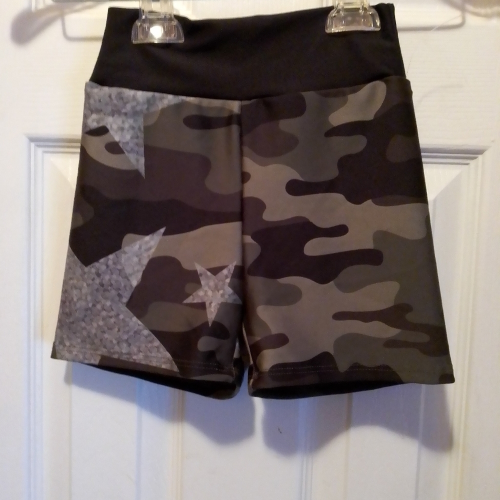 Youth Girls Camo Shorts